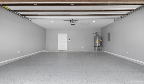 3000 N Alyna Avenue, Edinburg, TX 78541, 4 Bedrooms Bedrooms, ,2 BathroomsBathrooms,Residential,For Sale,3000 N Alyna Avenue,467057
