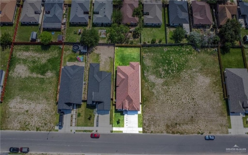 3000 N Alyna Avenue, Edinburg, TX 78541, 4 Bedrooms Bedrooms, ,2 BathroomsBathrooms,Residential,For Sale,3000 N Alyna Avenue,467057