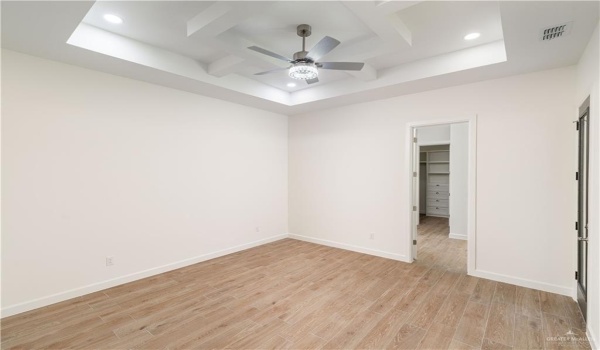 9905 N 24th Street, McAllen, TX 78504, 4 Bedrooms Bedrooms, ,3 BathroomsBathrooms,Residential,For Sale,9905 N 24th Street,467071
