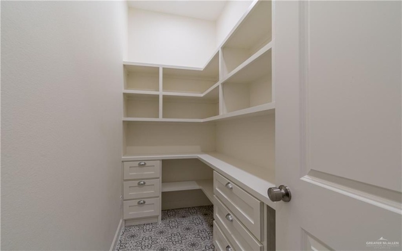9905 N 24th Street, McAllen, TX 78504, 4 Bedrooms Bedrooms, ,3 BathroomsBathrooms,Residential,For Sale,9905 N 24th Street,467071