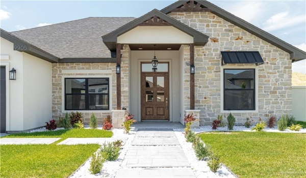 9905 N 24th Street, McAllen, TX 78504, 4 Bedrooms Bedrooms, ,3 BathroomsBathrooms,Residential,For Sale,9905 N 24th Street,467071