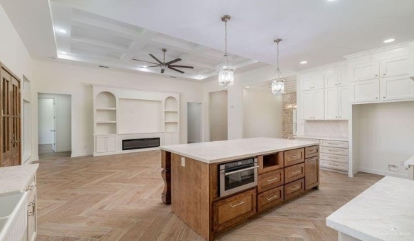 9905 N 24th Street, McAllen, TX 78504, 4 Bedrooms Bedrooms, ,3 BathroomsBathrooms,Residential,For Sale,9905 N 24th Street,467071