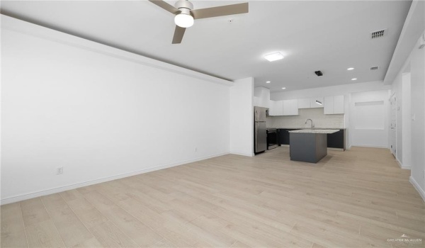 901 E Yuma Avenue #600, McAllen, TX 78503, 3 Bedrooms Bedrooms, ,2 BathroomsBathrooms,Residential Lease,For Rent,901 E Yuma Avenue,467122