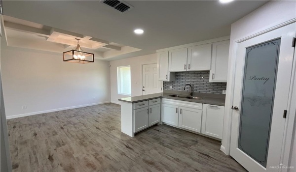 3505 Pinehurst Street, Weslaco, TX 78596, 3 Habitaciones Habitaciones , ,2 BañosBaños,Residential,En Venta,3505 Pinehurst Street,467126