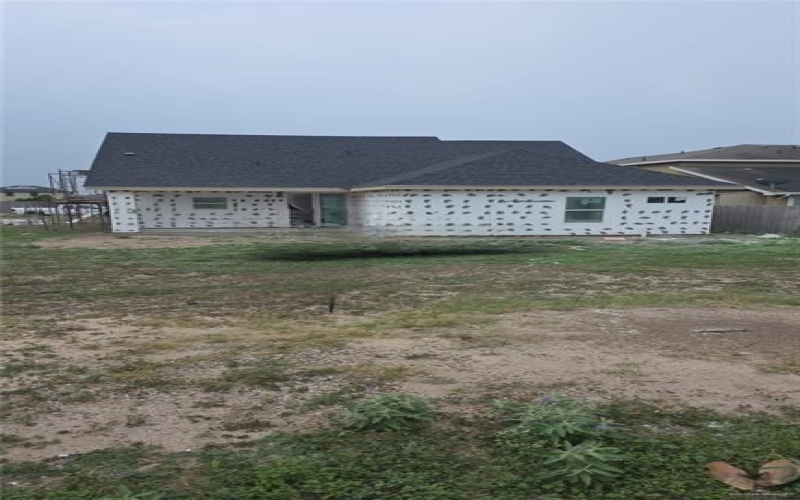909 S 6th Street, Mercedes, TX 78570, 3 Bedrooms Bedrooms, ,2 BathroomsBathrooms,Residential,For Sale,909 S 6th Street,467166