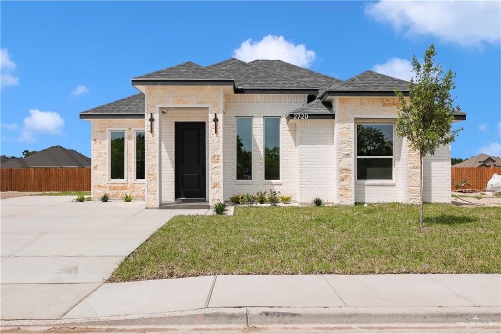 2720 Indian Hill Avenue, McAllen, TX 78504, 3 Habitaciones Habitaciones , ,2 BañosBaños,Residential Lease,En Alquiler,2720 Indian Hill Avenue,467177