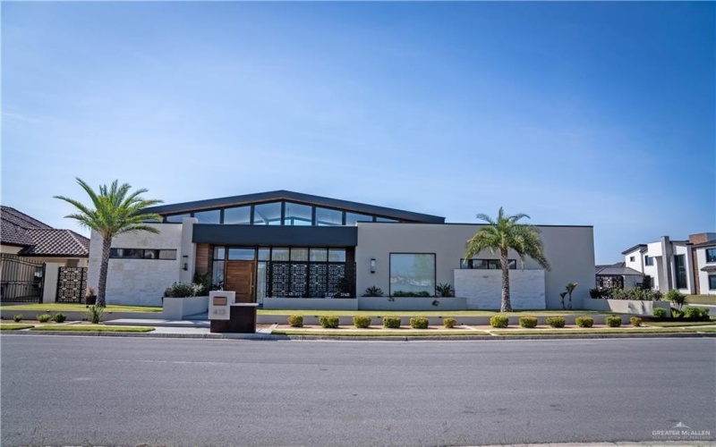 413 Columbia Avenue, McAllen, TX 78504, 4 Bedrooms Bedrooms, ,3 BathroomsBathrooms,Residential,For Sale,413 Columbia Avenue,467240