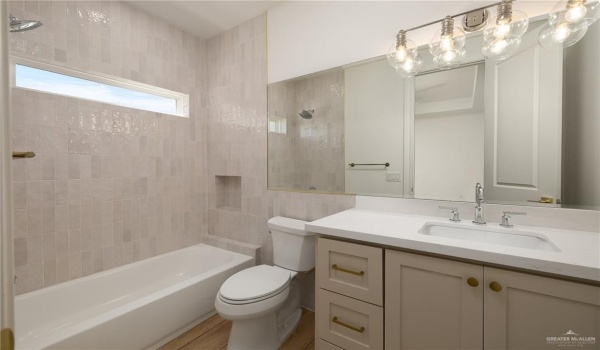 4536 Hazel Street, Edinburg, TX 78541, 3 Bedrooms Bedrooms, ,3 BathroomsBathrooms,Residential,For Sale,4536 Hazel Street,467274