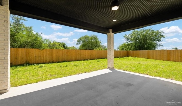 4536 Hazel Street, Edinburg, TX 78541, 3 Bedrooms Bedrooms, ,3 BathroomsBathrooms,Residential,For Sale,4536 Hazel Street,467274