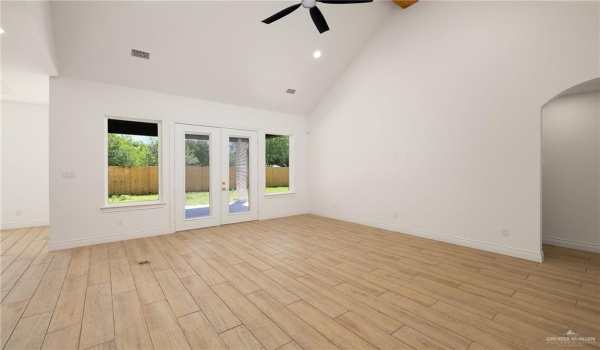4536 Hazel Street, Edinburg, TX 78541, 3 Bedrooms Bedrooms, ,3 BathroomsBathrooms,Residential,For Sale,4536 Hazel Street,467274
