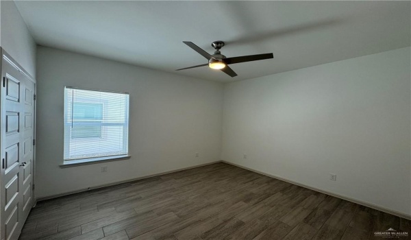 7802 N 58th Lane #3, Mission, TX 78573, 2 Bedrooms Bedrooms, ,2 BathroomsBathrooms,Residential Lease,For Rent,7802 N 58th Lane,467349
