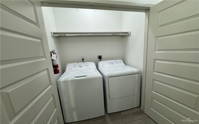 7802 N 58th Lane #3, Mission, TX 78573, 2 Bedrooms Bedrooms, ,2 BathroomsBathrooms,Residential Lease,For Rent,7802 N 58th Lane,467349