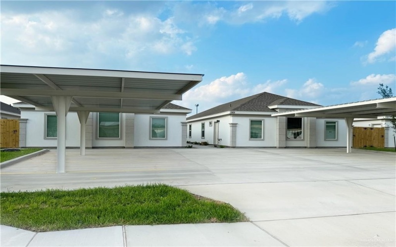 7802 N 58th Lane #3, Mission, TX 78573, 2 Bedrooms Bedrooms, ,2 BathroomsBathrooms,Residential Lease,For Rent,7802 N 58th Lane,467349