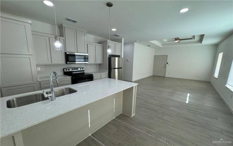 7802 N 58th Lane #3, Mission, TX 78573, 2 Bedrooms Bedrooms, ,2 BathroomsBathrooms,Residential Lease,For Rent,7802 N 58th Lane,467349