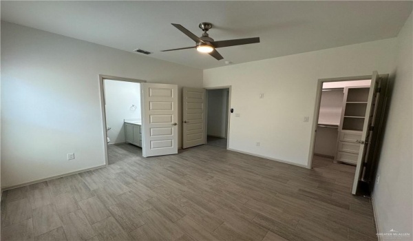 7802 N 58th Lane #3, Mission, TX 78573, 2 Bedrooms Bedrooms, ,2 BathroomsBathrooms,Residential Lease,For Rent,7802 N 58th Lane,467349
