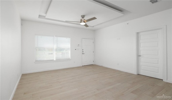 901 E Yuma Avenue #605, McAllen, TX 78503, 2 Bedrooms Bedrooms, ,2 BathroomsBathrooms,Residential,For Sale,901 E Yuma Avenue,467371