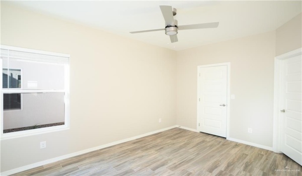 4116 Walnut Avenue #4, McAllen, TX 78501, 2 Bedrooms Bedrooms, ,2 BathroomsBathrooms,Residential Lease,For Rent,4116 Walnut Avenue,467439