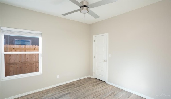 4116 Walnut Avenue #3, McAllen, TX 78501, 3 Bedrooms Bedrooms, ,2 BathroomsBathrooms,Residential Lease,For Rent,4116 Walnut Avenue,467442