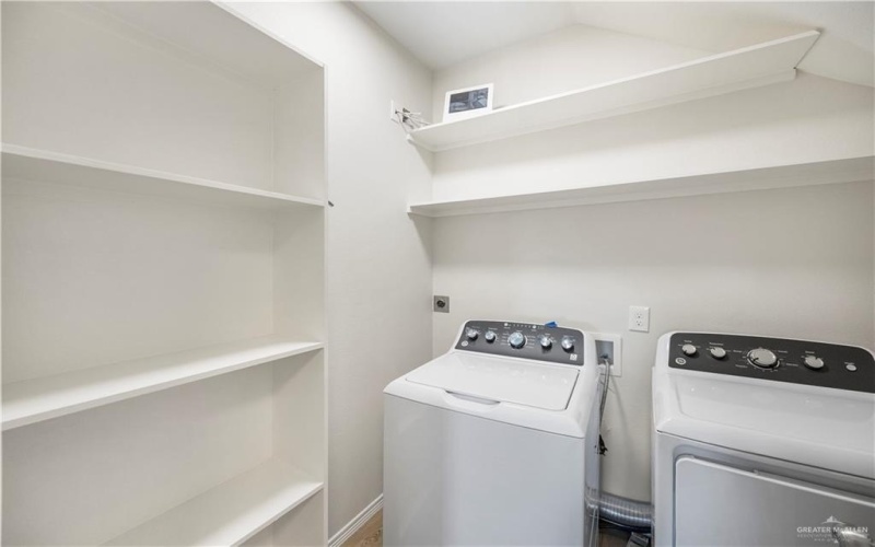3421 Kerala Avenue #F, Edinburg, TX 78542, 3 Bedrooms Bedrooms, ,2 BathroomsBathrooms,Residential Lease,For Rent,3421 Kerala Avenue,467624