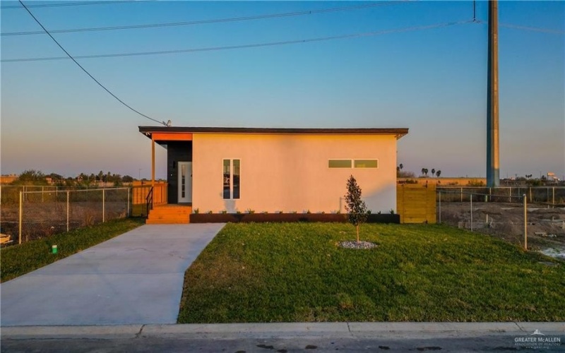 2802 Dishoso Avenue, Donna, TX 78537, 2 Bedrooms Bedrooms, ,2 BathroomsBathrooms,Residential,For Sale,2802 Dishoso Avenue,467694