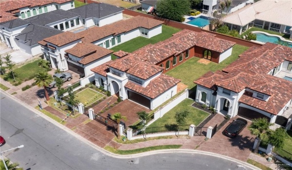 5008 Pecan Avenue, McAllen, TX 78501, 3 Habitaciones Habitaciones , ,3 BañosBaños,Residential,En Venta,5008 Pecan Avenue,467742