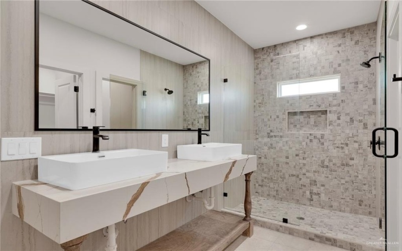 2121 Zinnia Street, Weslaco, TX 78596, 3 Bedrooms Bedrooms, ,2 BathroomsBathrooms,Residential,For Sale,2121 Zinnia Street,467854
