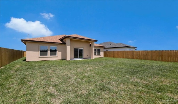 2121 Zinnia Street, Weslaco, TX 78596, 3 Bedrooms Bedrooms, ,2 BathroomsBathrooms,Residential,For Sale,2121 Zinnia Street,467854
