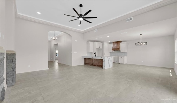 2121 Zinnia Street, Weslaco, TX 78596, 3 Bedrooms Bedrooms, ,2 BathroomsBathrooms,Residential,For Sale,2121 Zinnia Street,467854