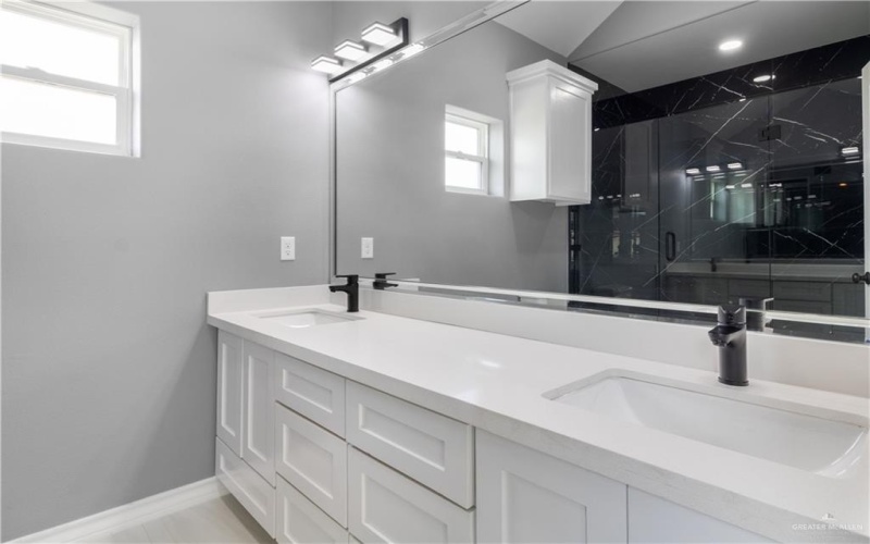 537 Kiki Street, Edinburg, TX 78539, 3 Bedrooms Bedrooms, ,2 BathroomsBathrooms,Residential,For Sale,537 Kiki Street,467869