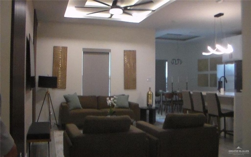 2813 S Auburndale Avenue S, Edinburg, TX 78542, 4 Bedrooms Bedrooms, ,2 BathroomsBathrooms,Residential,For Sale,2813 S Auburndale Avenue S,462058
