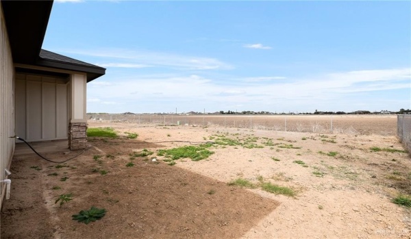 2262 Via Roma, Weslaco, TX 78596, 4 Bedrooms Bedrooms, ,2 BathroomsBathrooms,Residential,For Sale,2262 Via Roma,462073