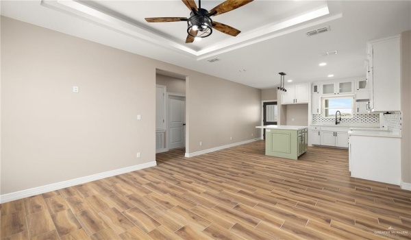 2262 Via Roma, Weslaco, TX 78596, 4 Bedrooms Bedrooms, ,2 BathroomsBathrooms,Residential,For Sale,2262 Via Roma,462073