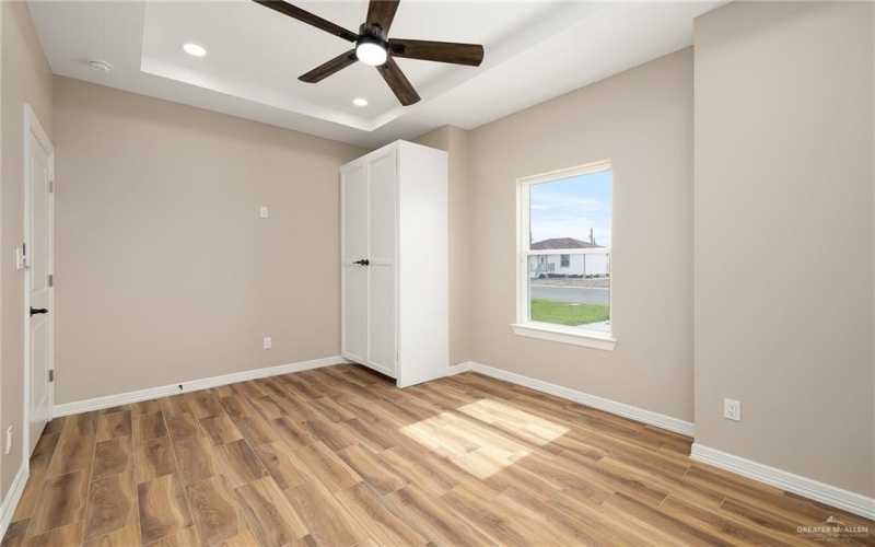 2262 Via Roma, Weslaco, TX 78596, 4 Bedrooms Bedrooms, ,2 BathroomsBathrooms,Residential,For Sale,2262 Via Roma,462073