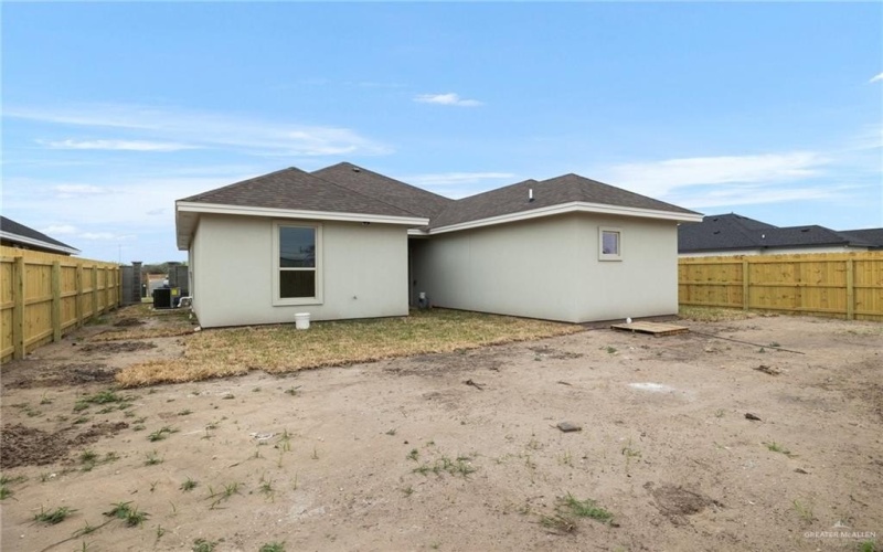 5000 Duke Avenue, McAllen, TX 78504, 4 Habitaciones Habitaciones , ,2 BañosBaños,Residential,En Venta,5000 Duke Avenue,462154