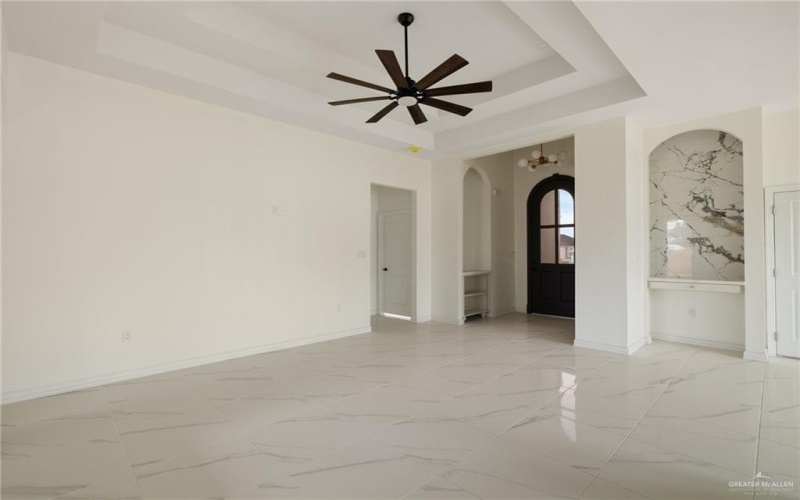 5000 Duke Avenue, McAllen, TX 78504, 4 Habitaciones Habitaciones , ,2 BañosBaños,Residential,En Venta,5000 Duke Avenue,462154