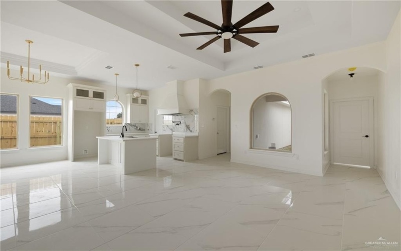 5000 Duke Avenue, McAllen, TX 78504, 4 Habitaciones Habitaciones , ,2 BañosBaños,Residential,En Venta,5000 Duke Avenue,462154