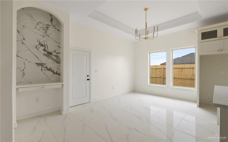 5000 Duke Avenue, McAllen, TX 78504, 4 Habitaciones Habitaciones , ,2 BañosBaños,Residential,En Venta,5000 Duke Avenue,462154