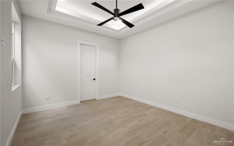 1717 S Middleton Street, Edinburg, TX 78539, 4 Bedrooms Bedrooms, ,3 BathroomsBathrooms,Residential,For Sale,1717 S Middleton Street,467956