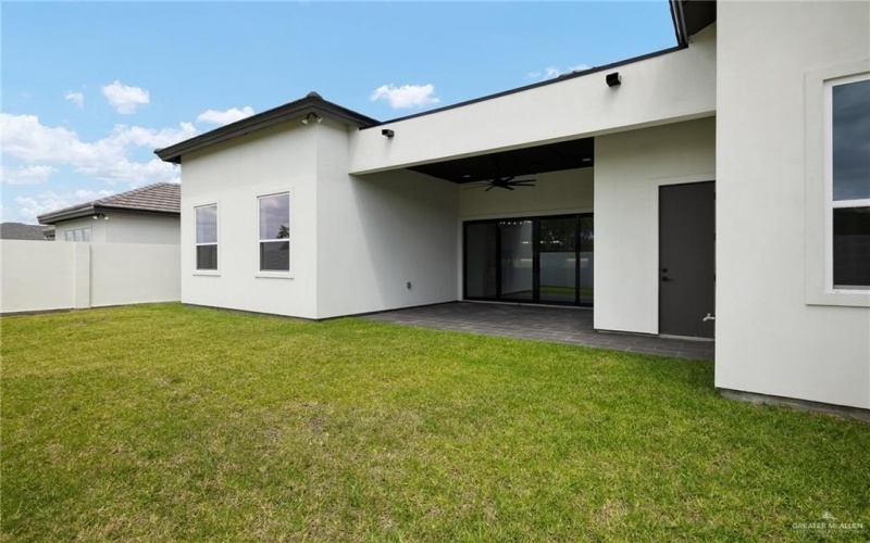 1717 S Middleton Street, Edinburg, TX 78539, 4 Bedrooms Bedrooms, ,3 BathroomsBathrooms,Residential,For Sale,1717 S Middleton Street,467956