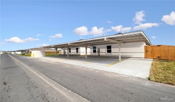 805 N Blair Avenue, Edinburg, TX 78541, ,Residential Multi Family,For Sale,805 N Blair Avenue,463307