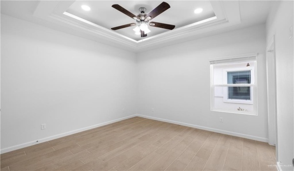 805 N Blair Avenue, Edinburg, TX 78541, ,Residential Multi Family,For Sale,805 N Blair Avenue,463307