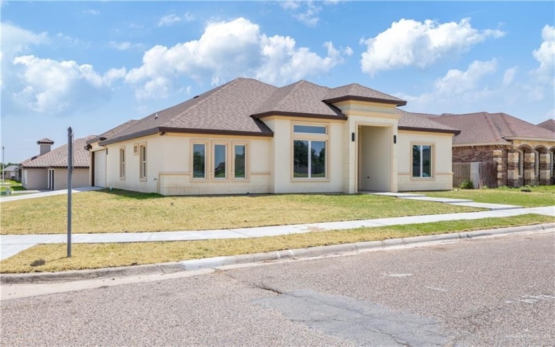 2400 Windmill Palm, Rio Grande City, TX 78582, 3 Habitaciones Habitaciones , ,2 BañosBaños,Residential,En Venta,2400 Windmill Palm,468044