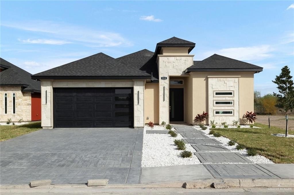 9510 N 71st Lane, McAllen, TX 78573, 3 Bedrooms Bedrooms, ,2 BathroomsBathrooms,Residential,For Sale,9510 N 71st Lane,468057