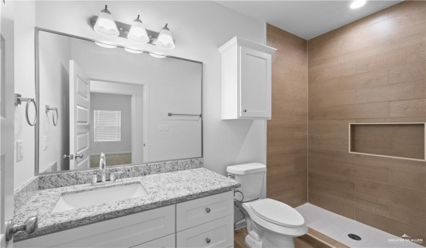 805 N Blair Avenue #4, Edinburg, TX 78541, 3 Bedrooms Bedrooms, ,2 BathroomsBathrooms,Residential Lease,For Rent,805 N Blair Avenue,463354