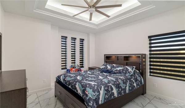 816 Spring Drive, Mission, TX 78573, 3 Bedrooms Bedrooms, ,2 BathroomsBathrooms,Residential,For Sale,816 Spring Drive,464670