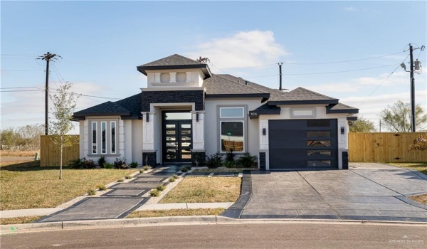 816 Spring Drive, Mission, TX 78573, 3 Bedrooms Bedrooms, ,2 BathroomsBathrooms,Residential,For Sale,816 Spring Drive,464670