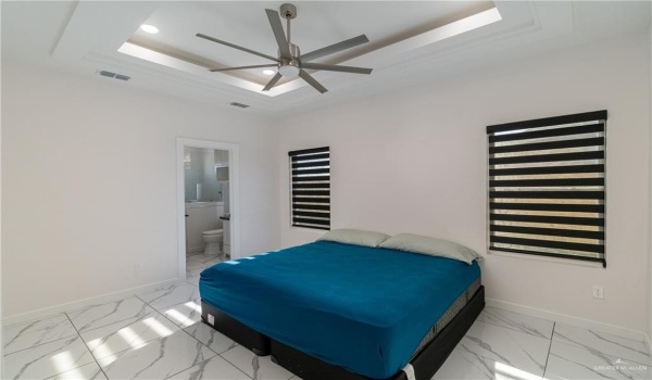 816 Spring Drive, Mission, TX 78573, 3 Bedrooms Bedrooms, ,2 BathroomsBathrooms,Residential,For Sale,816 Spring Drive,464670