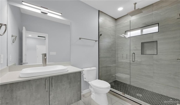 3513 S Dominique Street #1, Pharr, TX 78577, 3 Bedrooms Bedrooms, ,2 BathroomsBathrooms,Residential Lease,For Rent,3513 S Dominique Street,463367