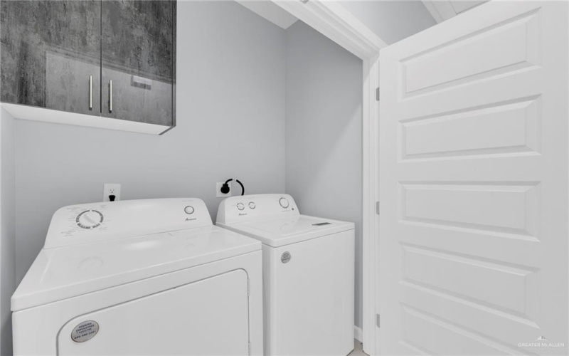 3513 S Dominique Street #1, Pharr, TX 78577, 3 Bedrooms Bedrooms, ,2 BathroomsBathrooms,Residential Lease,For Rent,3513 S Dominique Street,463367