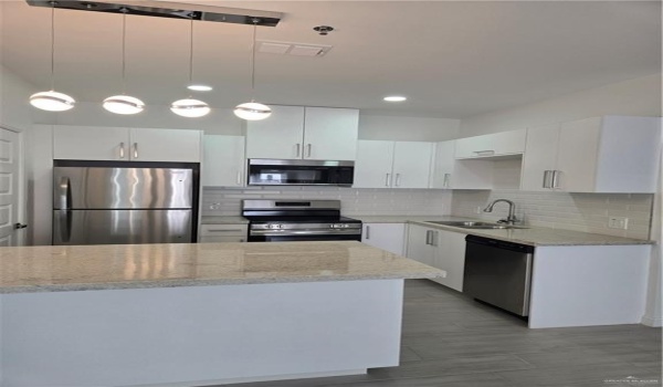 901 E Yuma Avenue #606, McAllen, TX 78503, 2 Bedrooms Bedrooms, ,2 BathroomsBathrooms,Residential,For Sale,901 E Yuma Avenue,467369